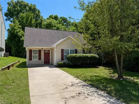 2103 Ontario St, Greensboro, NC 27403