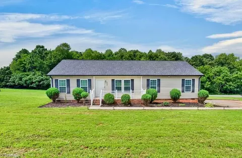 1018 Carson James Dr, Boonville, NC 27011