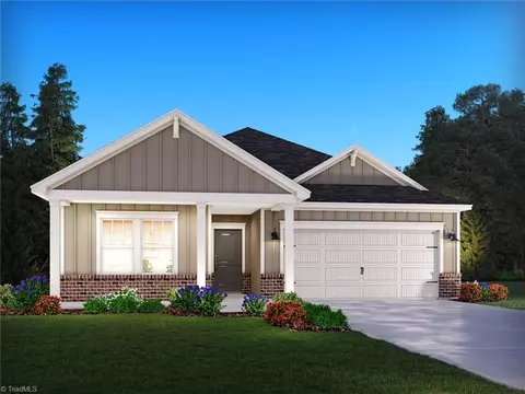 2424 Maxton Dr, Salisbury, NC 28144
