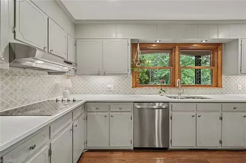 Kitchen - 950 Croyden St, High Point, NC 27262 photo 1 of 4