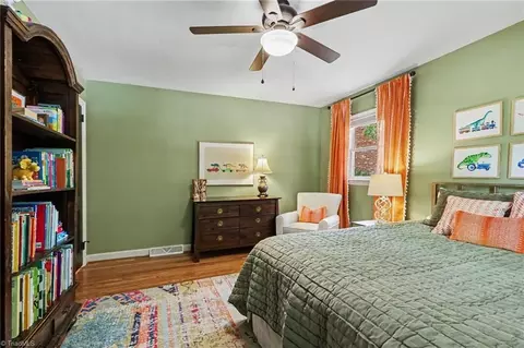 Bedroom - 950 Croyden St, High Point, NC 27262 photo 1 of 8