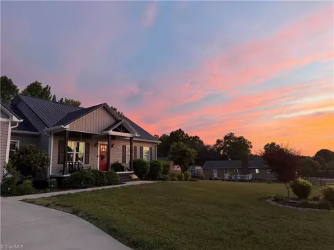 Exterior - 6861 Country Meadows Ln, Trinity, NC 27370 photo 2 of 17