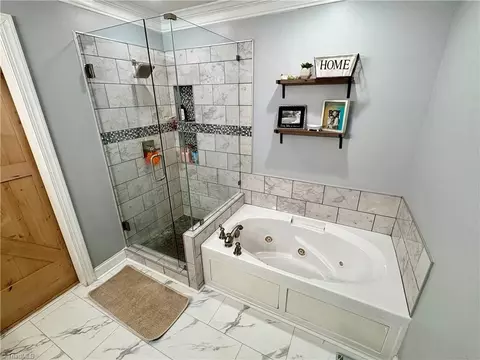 Bath - 3146 Clear Ridge Dr, Trinity, NC 27370 photo 1 of 7