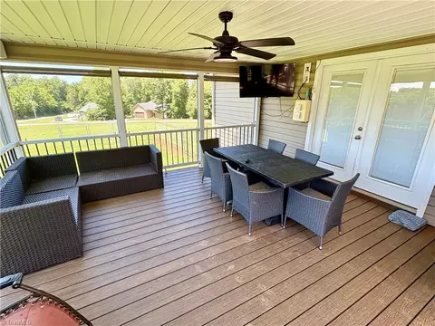 Exterior - 3146 Clear Ridge Dr, Trinity, NC 27370 photo 5 of 9