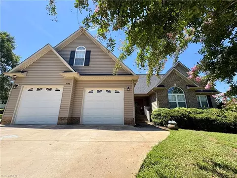 Exterior - 3146 Clear Ridge Dr, Trinity, NC 27370 photo 2 of 9
