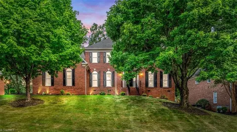 4203 Obriant Pl, Greensboro, NC 27410