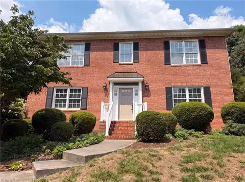 524 Sun Creek Dr, Winston Salem, NC 27104