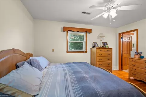 Bedroom - 342 Culler Rd, Pinnacle, NC 27043 photo 4 of 7