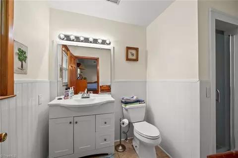 Bath - 342 Culler Rd, Pinnacle, NC 27043 photo 2 of 4