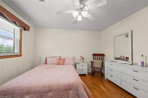Bedroom - 342 Culler Rd, Pinnacle, NC 27043 photo 6 of 7