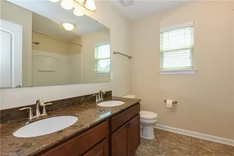 Bath - 6724 Planters Dr, High Point, NC 27265 photo 3 of 5