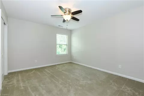 Bedroom - 6724 Planters Dr, High Point, NC 27265 photo 4 of 6