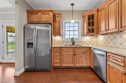 Kitchen - 106 Shining Way, Trinity, NC 27370 photo 3 of 4