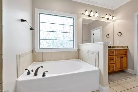 Bath - 106 Shining Way, Trinity, NC 27370 photo 3 of 7