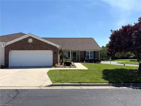 3912 Cloverwood Meadow Ln, High Point, NC 27265
