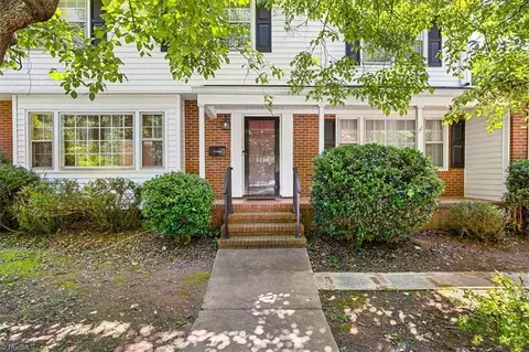 1106 Mcdowell Dr, Greensboro, NC 27408