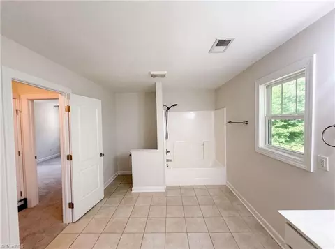 Bath - 8317 Moritz Dr, Stokesdale, NC 27357 photo 3 of 4