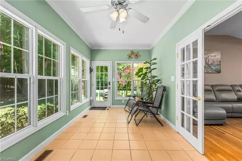 Entry Way - 3947 Navy Pl, High Point, NC 27265 photo 3 of 4