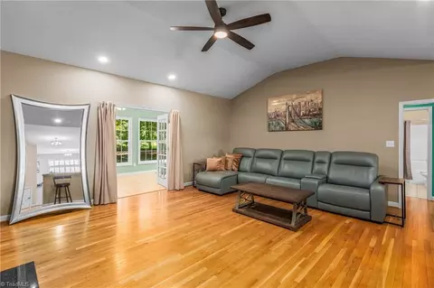 Living - 3947 Navy Pl, High Point, NC 27265 photo 1 of 2