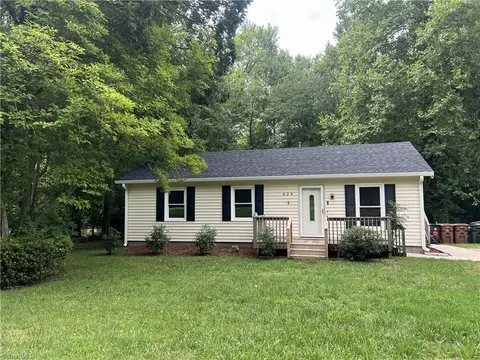 604 Denny Rd, Greensboro, NC 27406