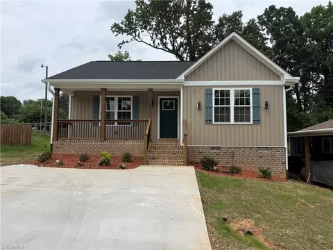 2403 Friends Ave, High Point, NC 27263