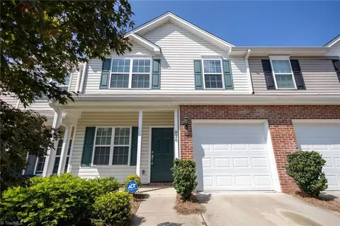826 Central Park Ave, Greensboro, NC 27407
