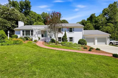 1621 Neelley Rd, Pleasant Garden, NC 27313
