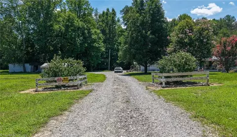 185 Bells Ln, Ronda, NC 28670