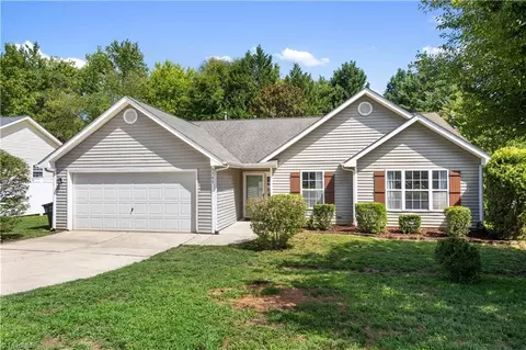 5702 Fountain Head Dr, Greensboro, NC 27455