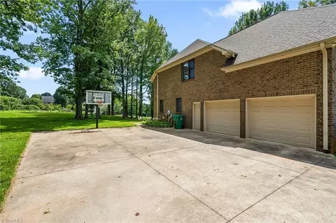 Exterior - 6973 Chapsworth Dr, Trinity, NC 27370 photo 5 of 9