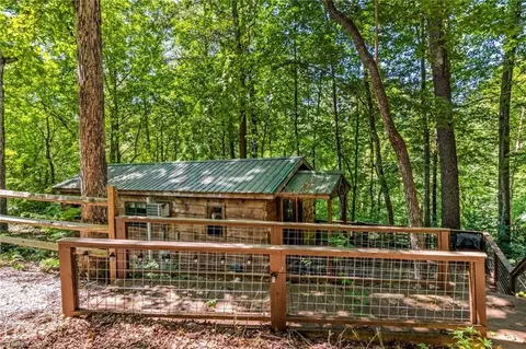 Exterior - 157 Wolf Trl, Mcgrady, NC 28649 photo 8 of 11