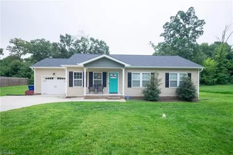 198 Quail Dr, Winston Salem, NC 27105