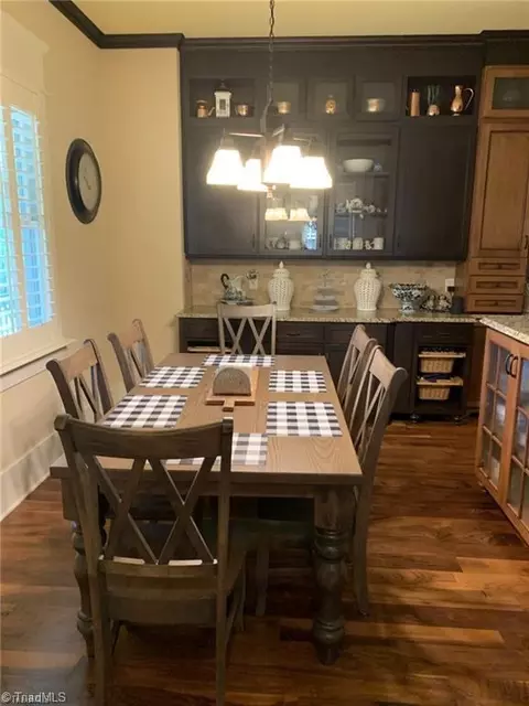 Dining - 397 Curry Rd, High Point, NC 27265 photo 3 of 3