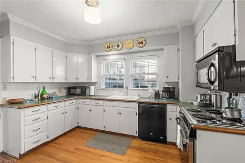 Kitchen - 710 Sunset Dr, High Point, NC 27262 photo 1 of 3