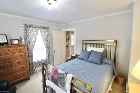 Bedroom - 710 Sunset Dr, High Point, NC 27262 photo 5 of 6