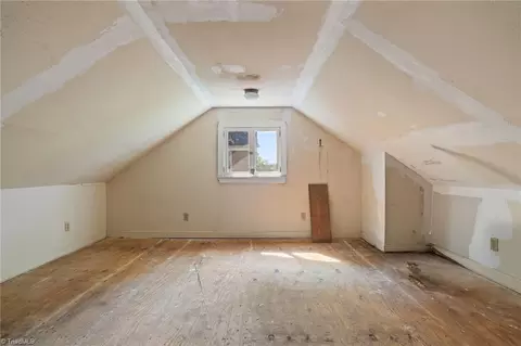 Bedroom - 710 Sunset Dr, High Point, NC 27262 photo 8 of 8