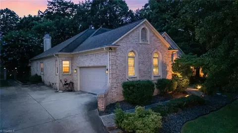 Exterior - 2512 Burch Pt, High Point, NC 27265 photo 14 of 18