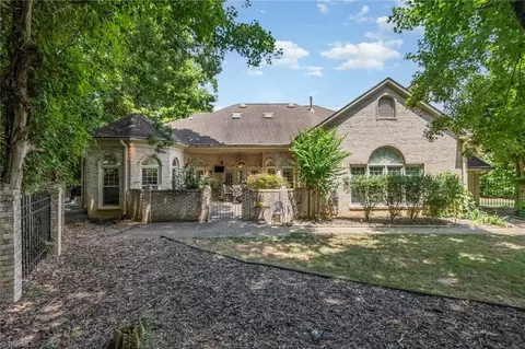 Exterior - 2512 Burch Pt, High Point, NC 27265 photo 8 of 18