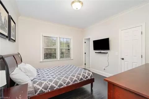 Bedroom - 2512 Burch Pt, High Point, NC 27265 photo 3 of 5