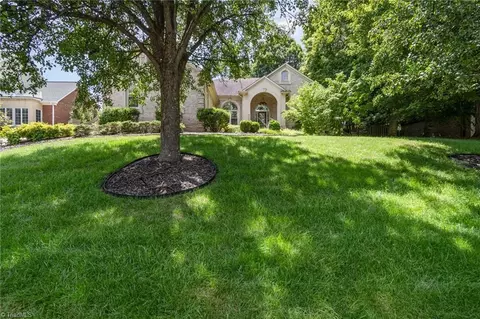 Exterior - 2512 Burch Pt, High Point, NC 27265 photo 4 of 18