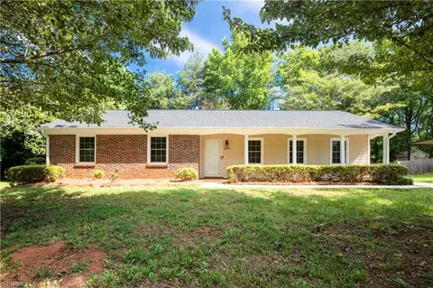 4203 Butterfield Dr, Greensboro, NC 27405