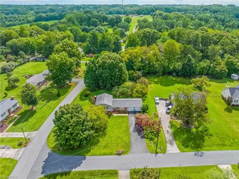 View/Area - 101 Asheview Ct, King, NC 27021 photo 1 of 1