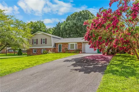 Exterior - 101 Asheview Ct, King, NC 27021 photo 9 of 9