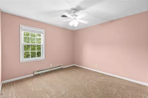 Bedroom - 101 Asheview Ct, King, NC 27021 photo 5 of 6