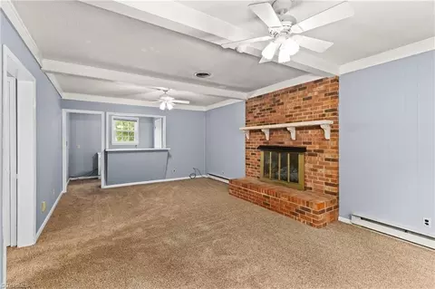 Living - 101 Asheview Ct, King, NC 27021 photo 4 of 4