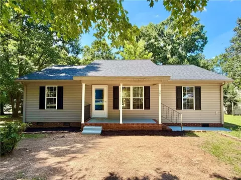 304 High Rock Dr, Lexington, NC 27292