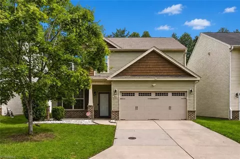 3833 Crestwell Cove Ct, Winston Salem, NC 27103