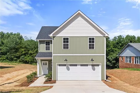 1661 Ralee Dr, Winston Salem, NC 27127
