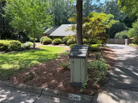 241 Harmon Ct, Winston Salem, NC 27106