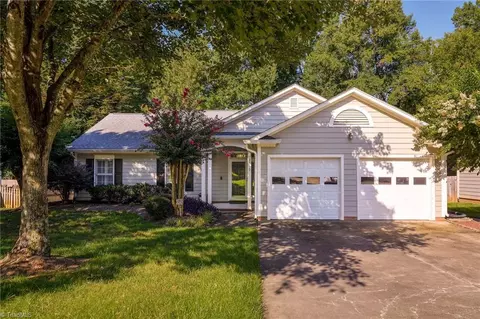 2315 Meadow Gate Dr, Greensboro, NC 27455